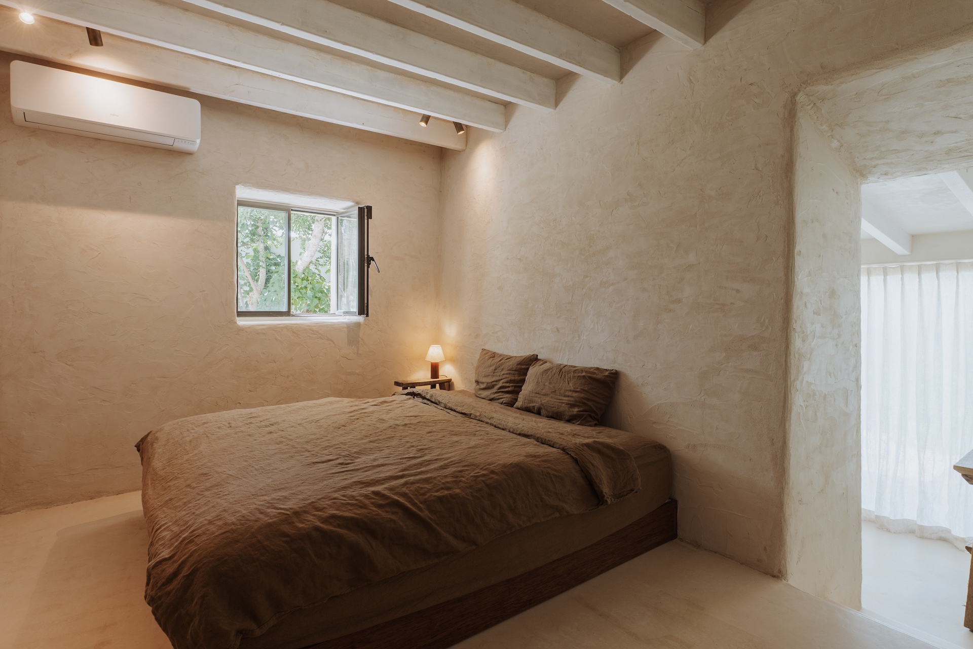 Resa estates ibiza villa Reno finca renovated te koop sale  bedroom 2.jpg